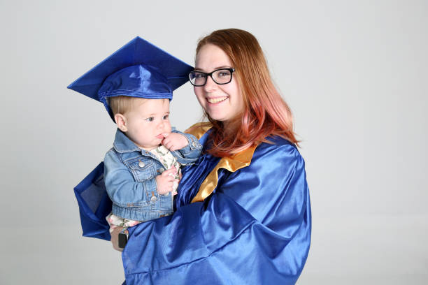 Nursing Scholarships for Single Moms